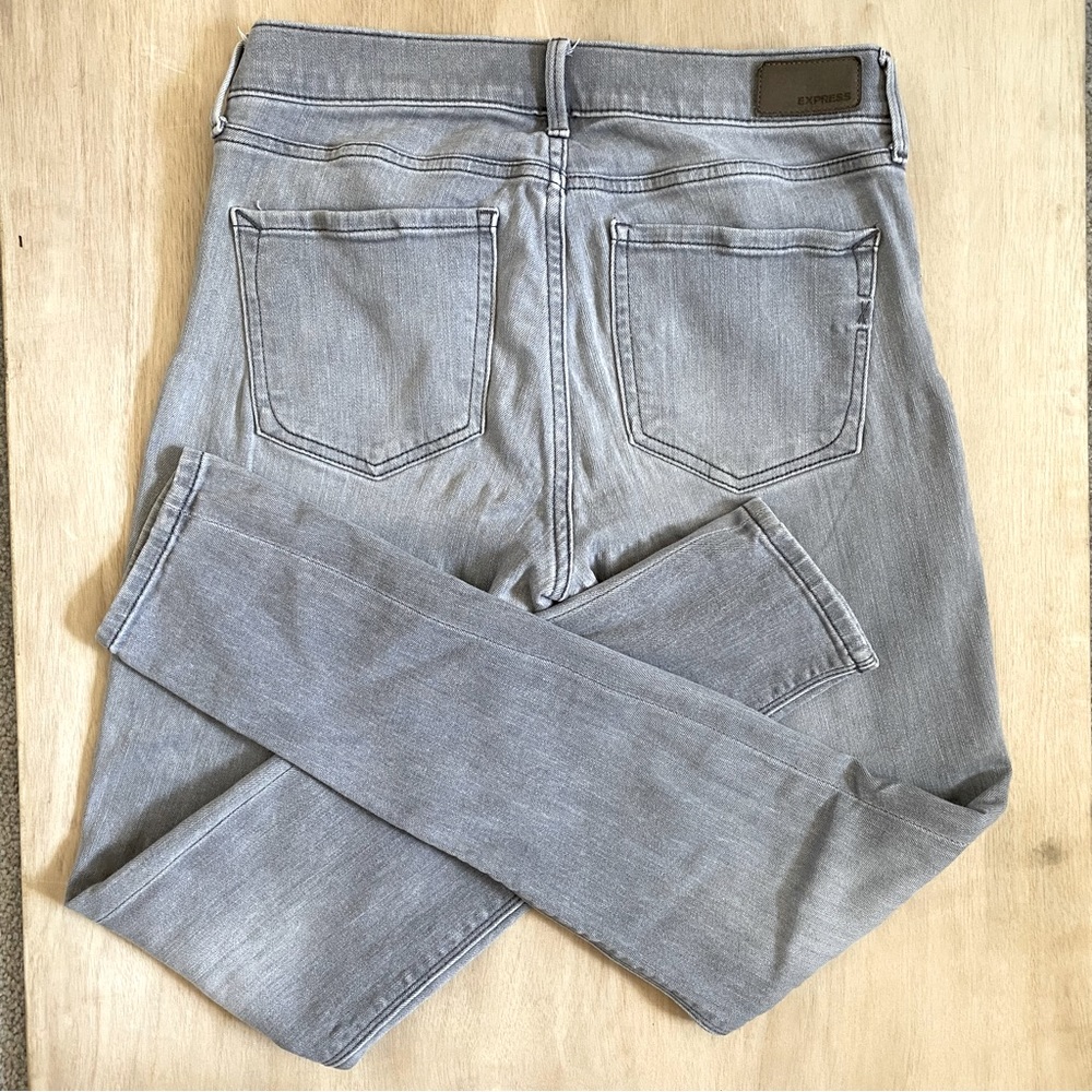 EXPRESS Mid Rise Skinny Jeans - Picture 9 of 15